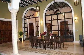 Hotel Boutique By The Museo Mérida